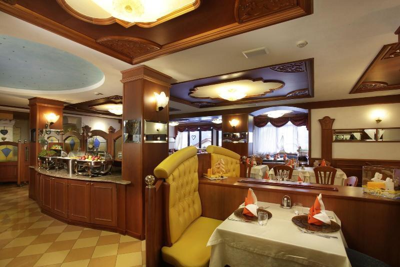 Cavallino Lovely Hotel Andalo Esterno foto